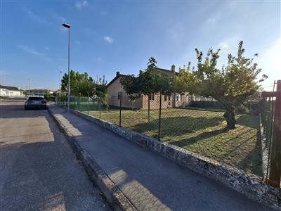 casa indipendente in vendita a Guarda Veneta in zona Quarti