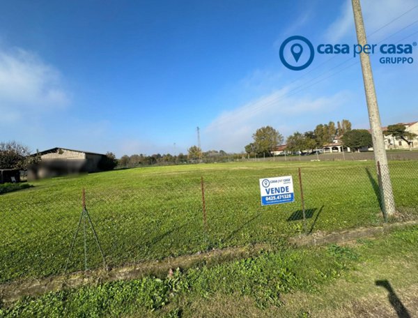 casa indipendente in vendita a Lendinara
