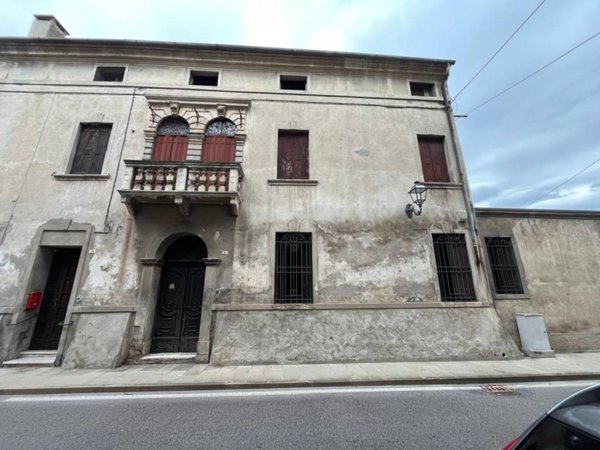 casa indipendente in vendita a Lendinara