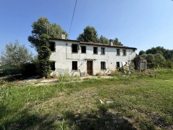 casa indipendente in vendita a Lendinara in zona Rasa