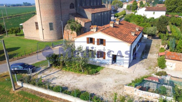 casa indipendente in vendita a Lendinara