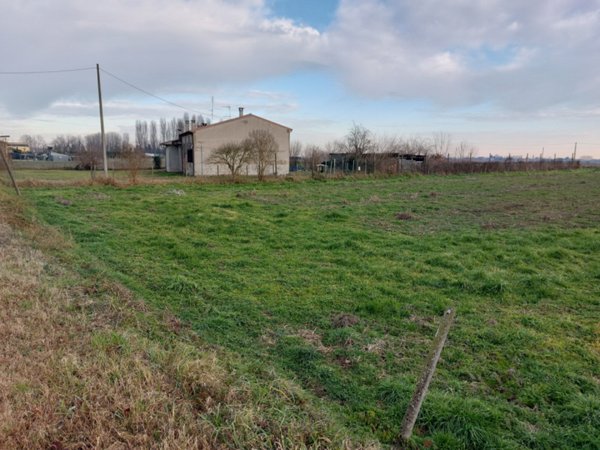 casa indipendente in vendita a Lendinara