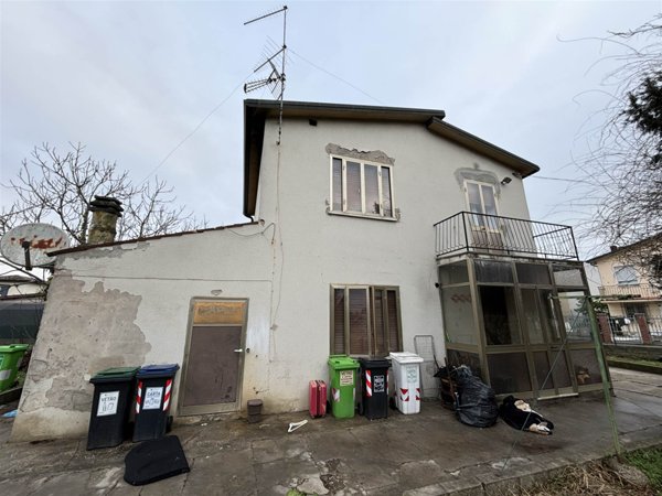 casa indipendente in vendita a Lendinara