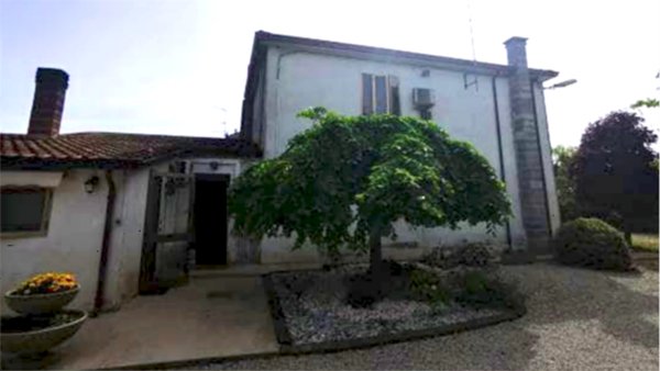 casa indipendente in vendita a Lendinara