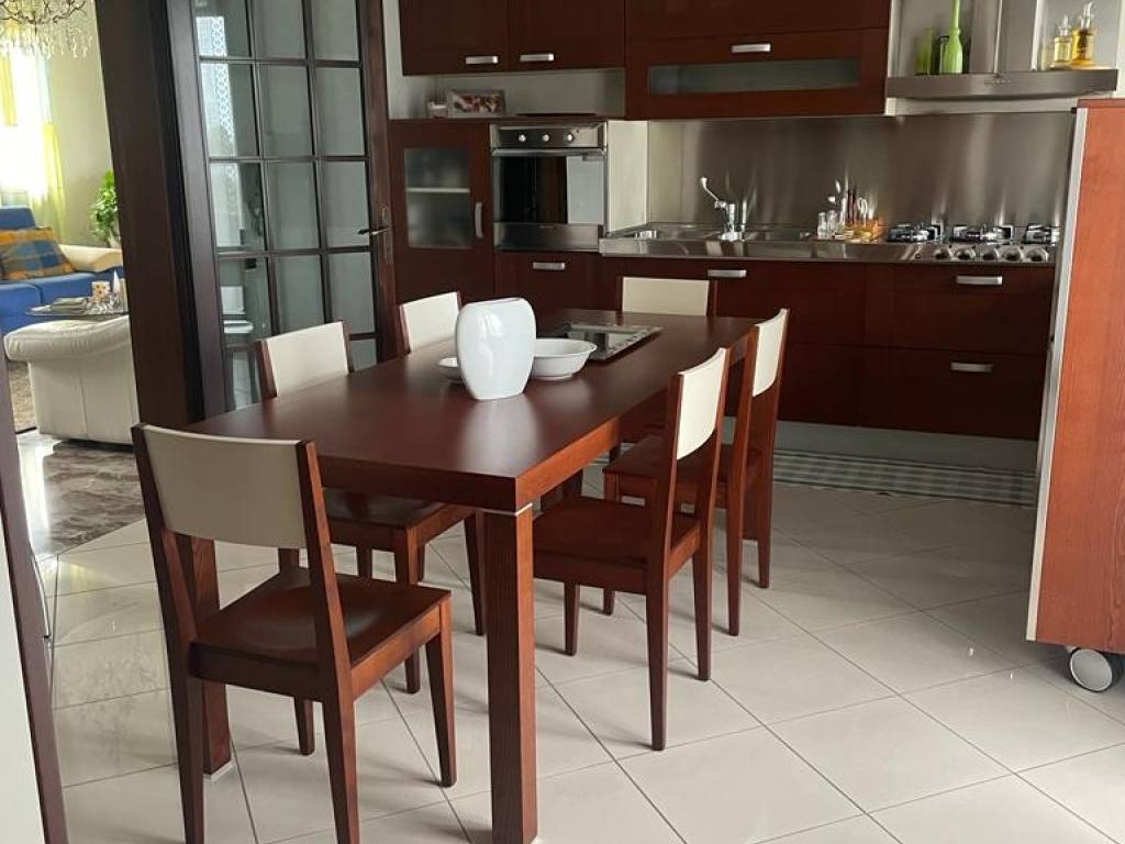 casa indipendente in vendita a Lendinara