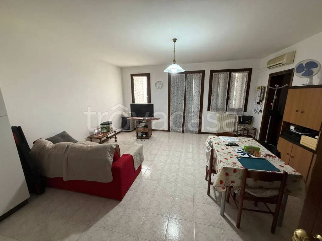 appartamento in vendita a Lendinara