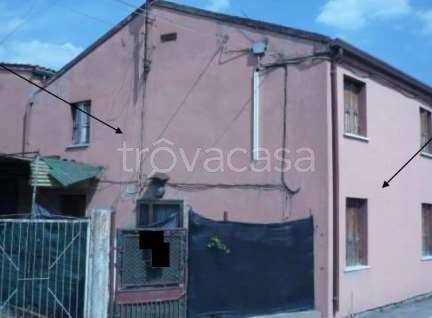 casa indipendente in vendita a Lendinara