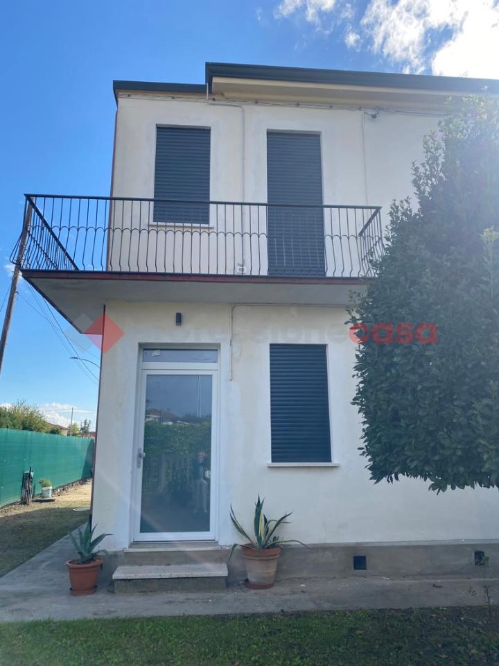 casa indipendente in vendita a Lendinara