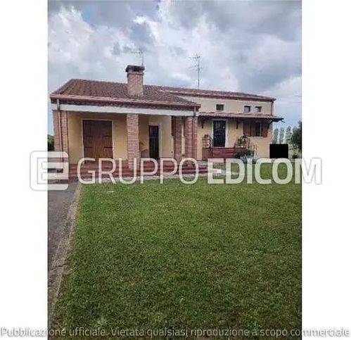 casa indipendente in vendita a Lendinara