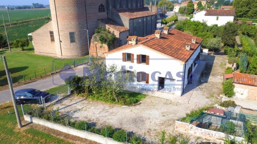 casa indipendente in vendita a Lendinara