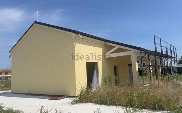 pentavano in vendita a Lendinara