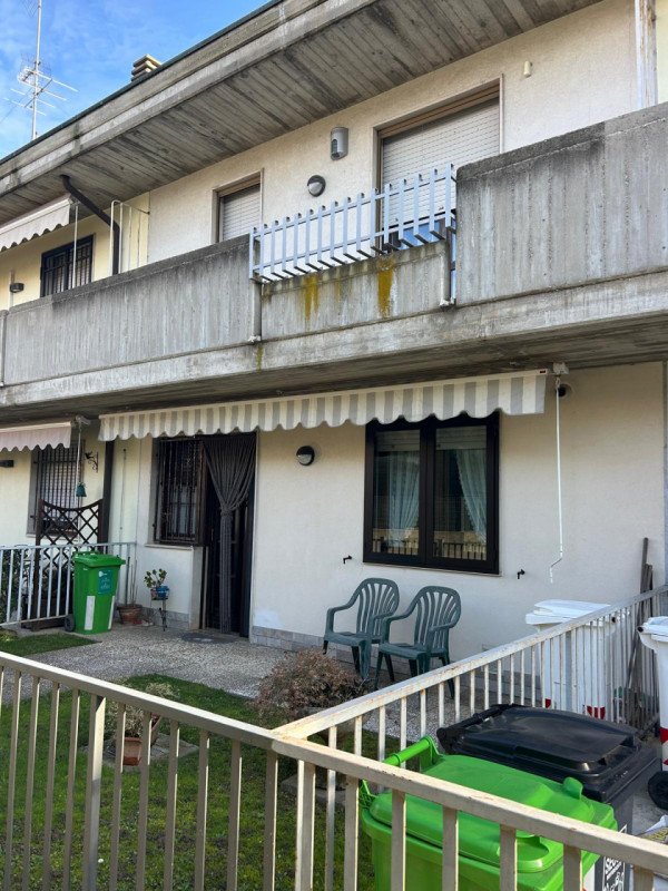 casa indipendente in vendita a Lendinara