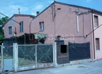 casa indipendente in vendita a Lendinara