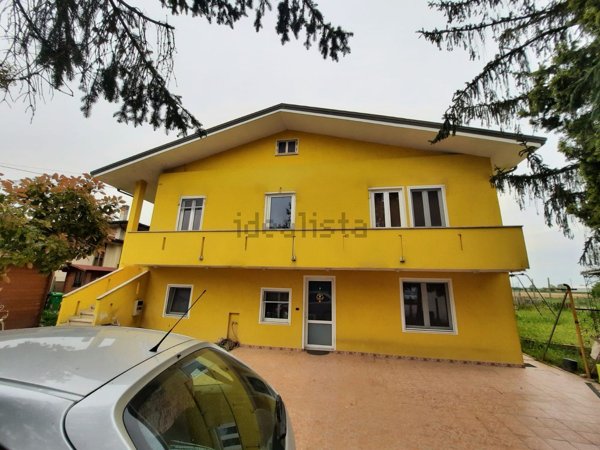 casa indipendente in vendita a Lendinara