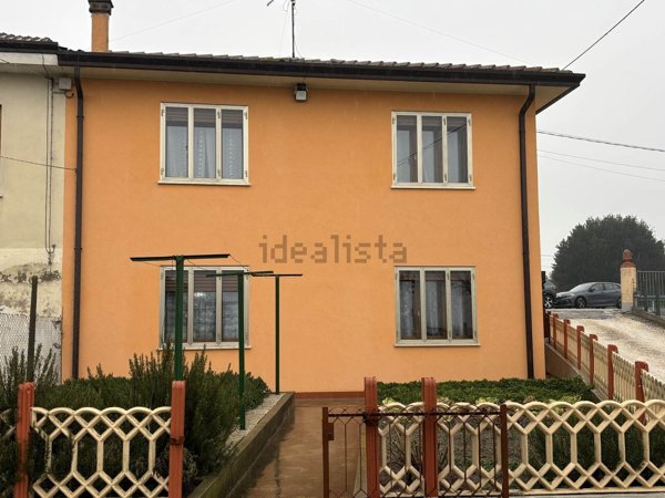 casa semindipendente in vendita a Lendinara