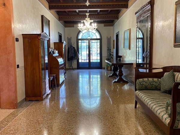 casa indipendente in vendita a Lendinara