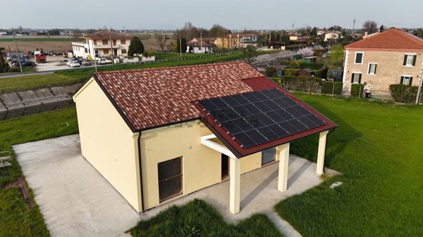 casa indipendente in vendita a Lendinara