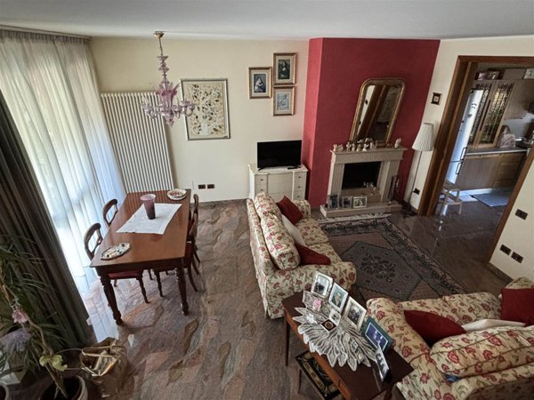 casa indipendente in vendita a Lendinara in zona Saguedo