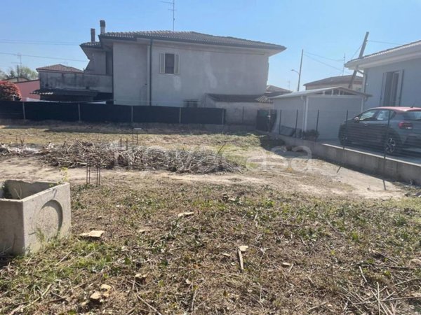 bifamiliare in vendita a Lendinara