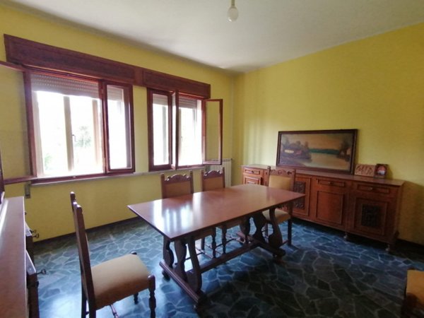casa indipendente in vendita a Lendinara in zona Rasa