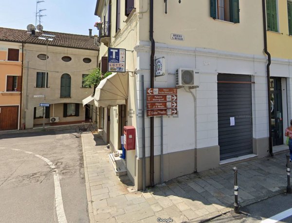 casa indipendente in vendita a Lendinara in zona Rasa