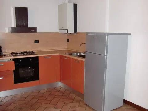 appartamento in vendita a Lendinara in zona Rasa