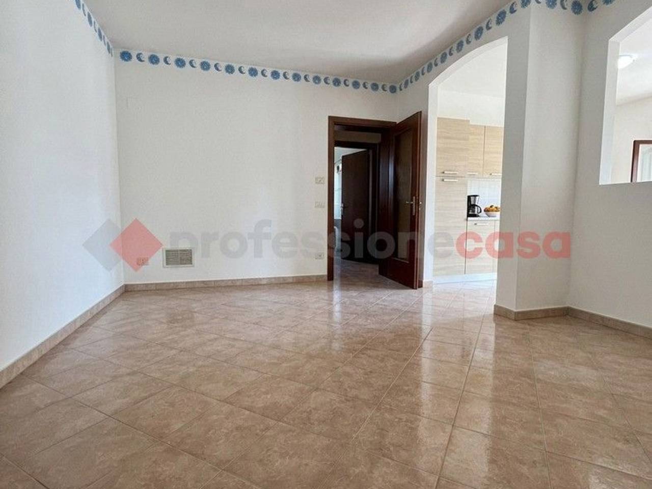 appartamento in vendita a Lendinara in zona Rasa