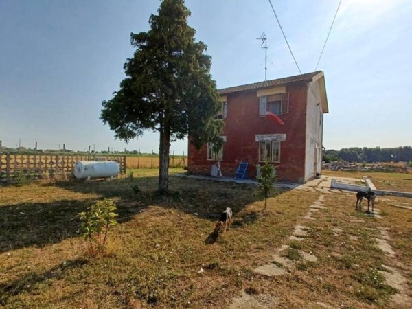 casa indipendente in vendita a Loreo