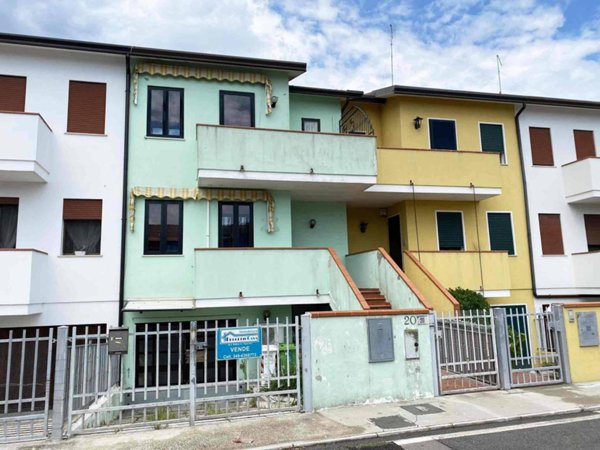 casa indipendente in vendita a Loreo