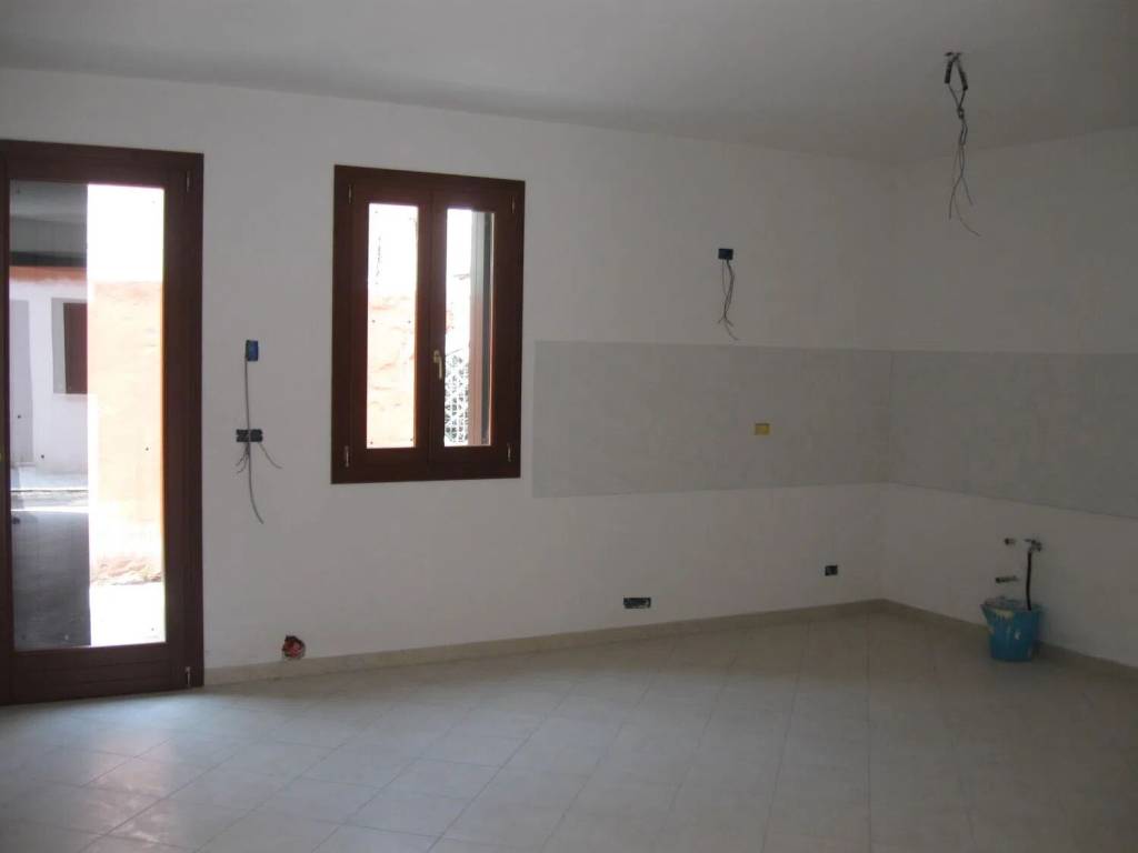 casa indipendente in vendita a Loreo