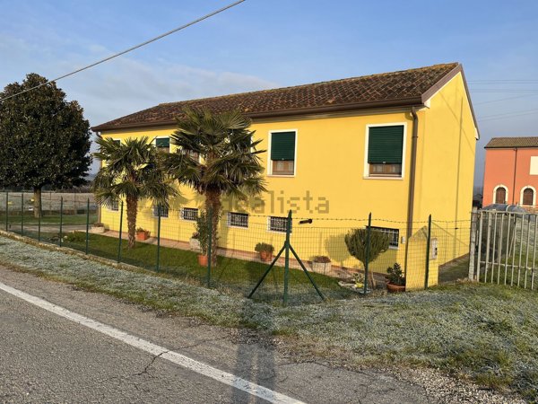 casa indipendente in vendita a Loreo