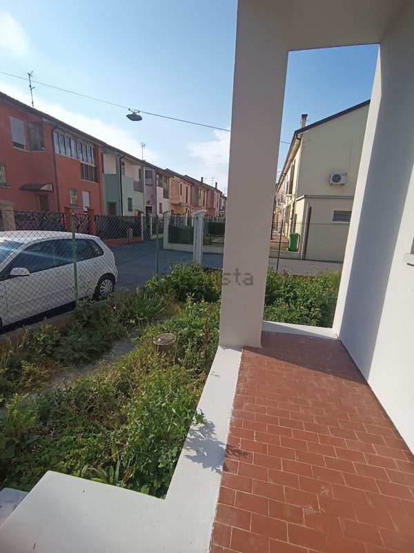 casa semindipendente in vendita a Loreo