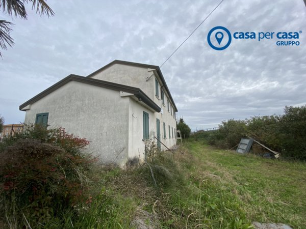 casa indipendente in vendita a Loreo