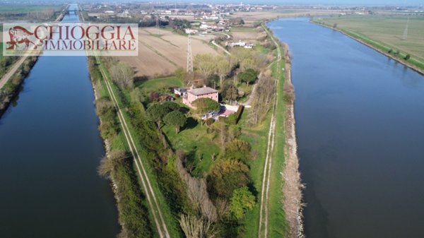 casa indipendente in vendita a Loreo