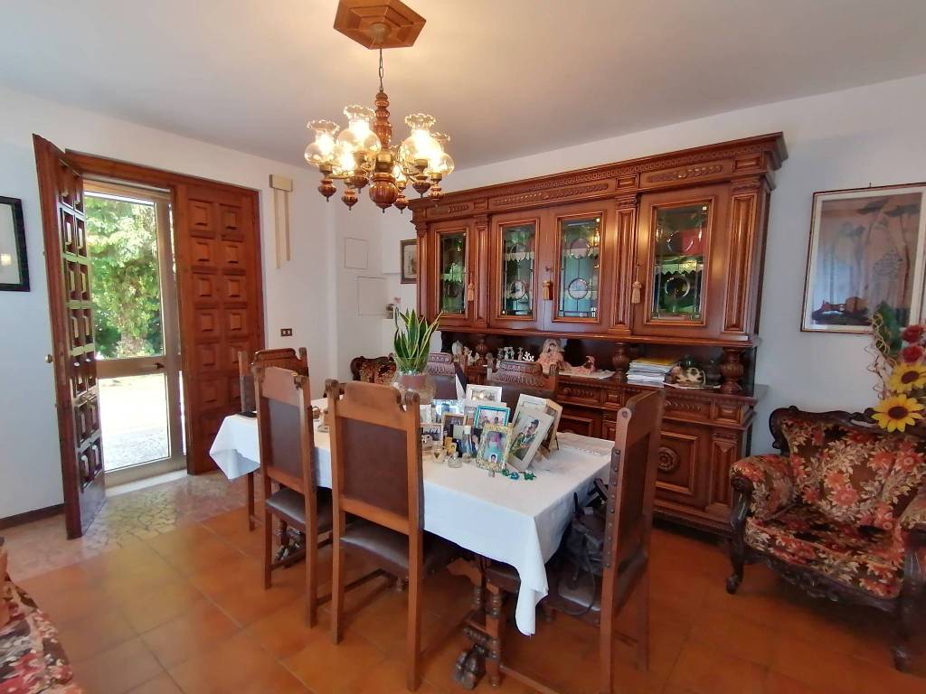 casa indipendente in vendita a Lusia in zona Ca' Morosini