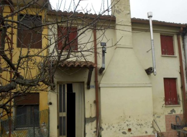 appartamento in vendita a Lusia in zona Cavazzana