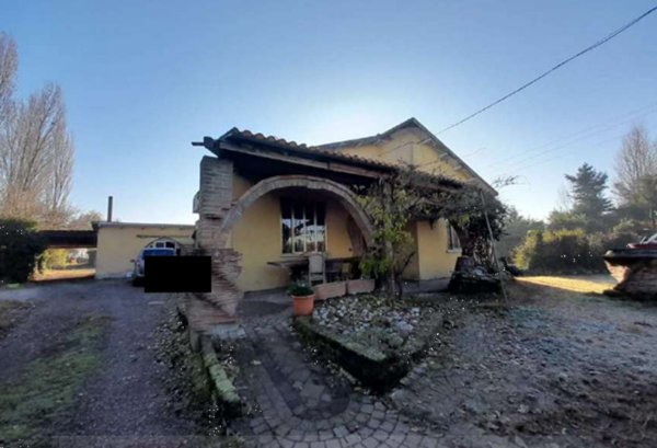 casa indipendente in vendita a Lusia