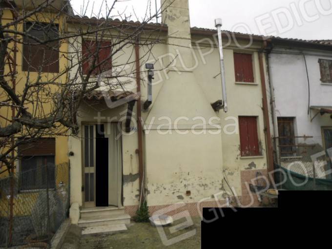 casa indipendente in vendita a Lusia
