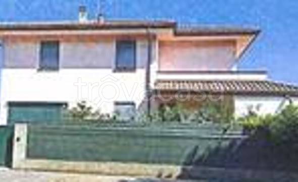 appartamento in vendita a Lusia in zona Cavazzana