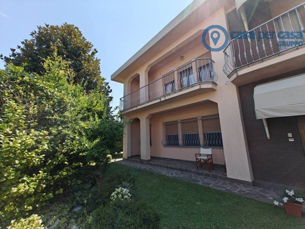 casa indipendente in vendita a Lusia