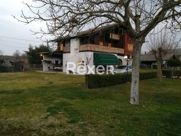 casa indipendente in vendita a Lusia