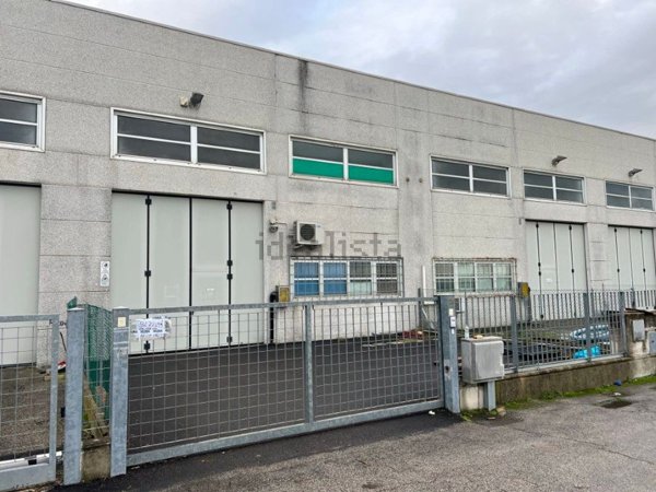 locale di sgombero in vendita ad Occhiobello
