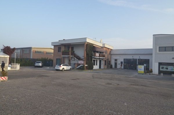 ufficio in vendita ad Occhiobello
