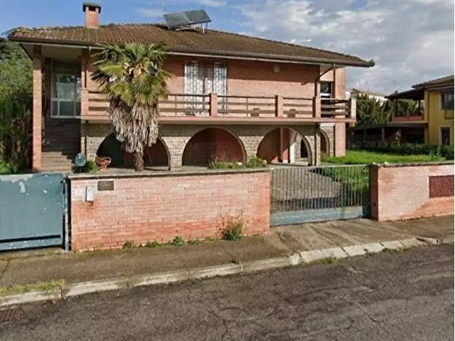 casa indipendente in vendita ad Occhiobello in zona Santa Maria Maddalena