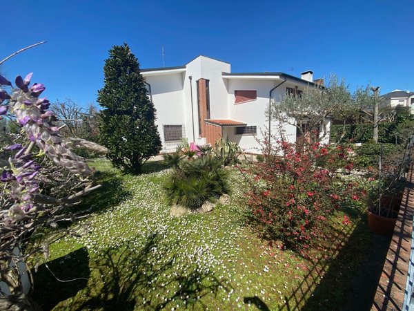 casa indipendente in vendita ad Occhiobello