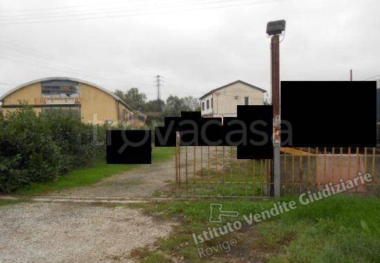 appartamento in vendita ad Occhiobello in zona Santa Maria Maddalena