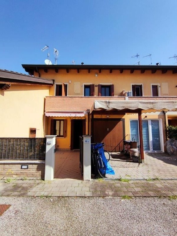 casa indipendente in vendita ad Occhiobello