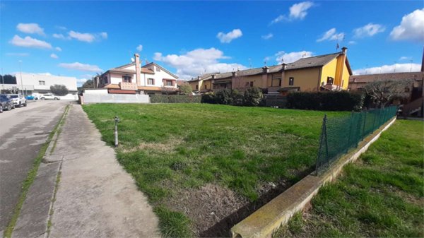 terreno edificabile in vendita ad Occhiobello