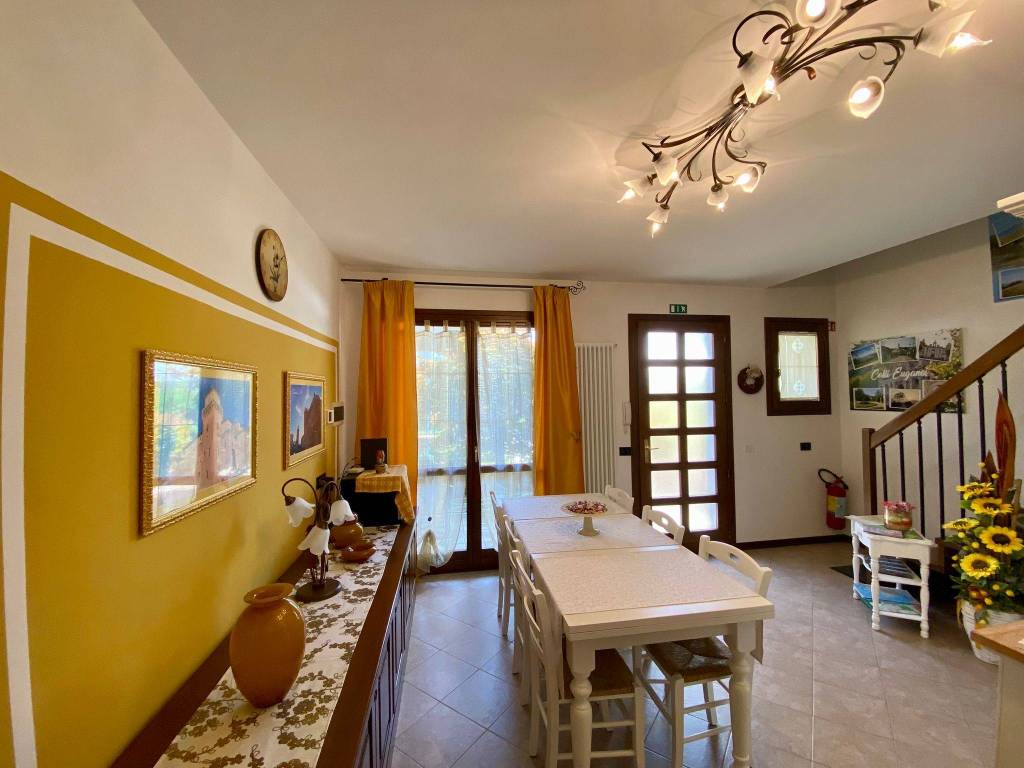 casa indipendente in vendita ad Occhiobello