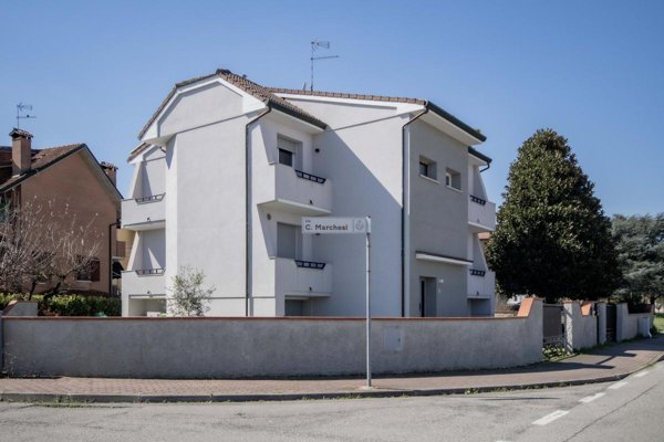 casa indipendente in vendita ad Occhiobello in zona Santa Maria Maddalena